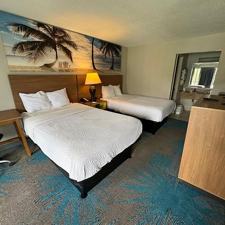 Rodeway Inn Owensboro Buitenkant foto