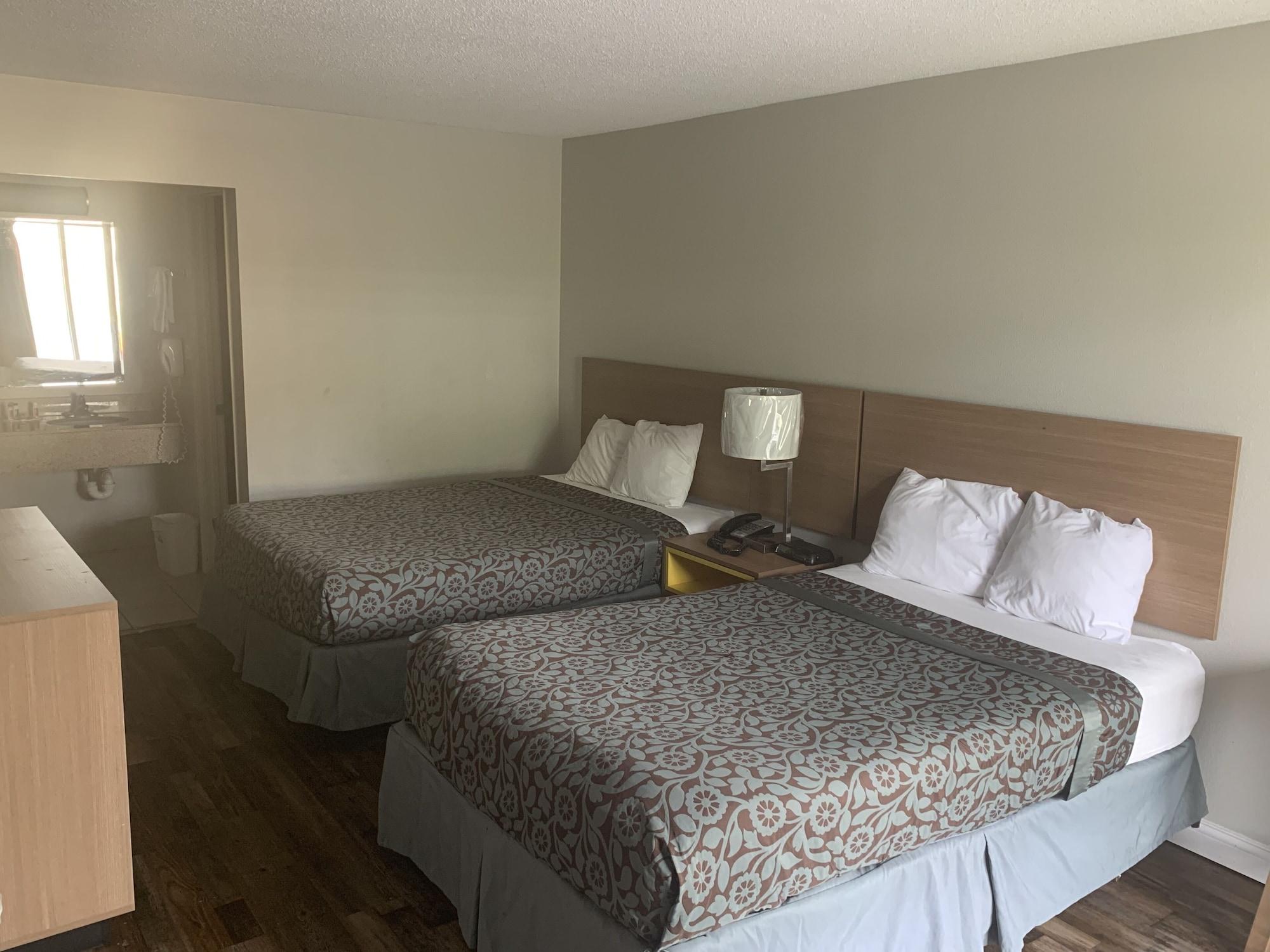 Rodeway Inn Owensboro Buitenkant foto