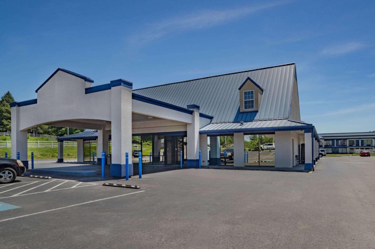 Rodeway Inn Owensboro Buitenkant foto