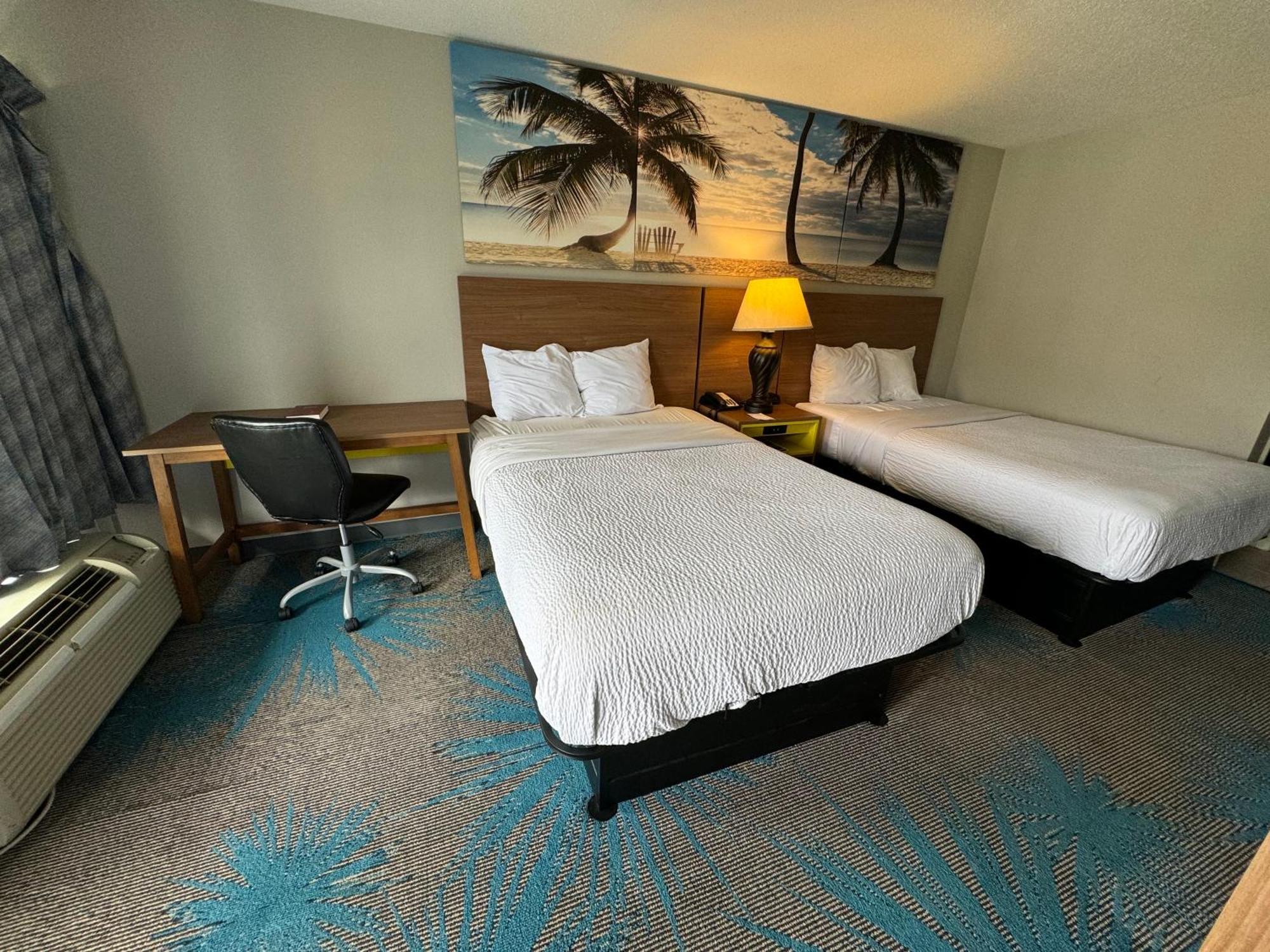 Rodeway Inn Owensboro Buitenkant foto